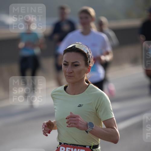 03.10.2026 - Köhlbrandbrückenlauf Michael Strokosch http://msf.ph/oto/10804015 03.10.2026 09:24:06 Position 3 1404 meine-sportfotos.de