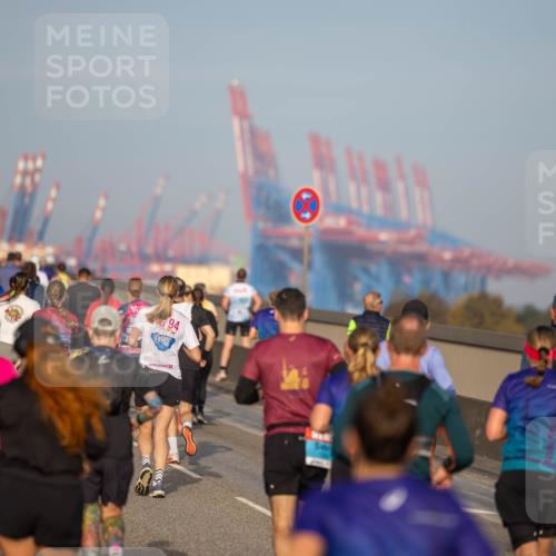 03.10.2026 - Köhlbrandbrückenlauf Michael Strokosch http://msf.ph/oto/10804019 03.10.2026 09:24:24 Position 3 94 meine-sportfotos.de