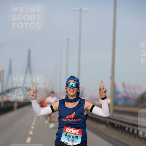 03.10.2026 - Köhlbrandbrückenlauf Michael Strokosch http://msf.ph/oto/10804085 03.10.2026 09:40:47 Position 3 2130 meine-sportfotos.de