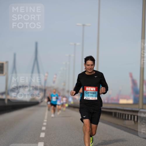 03.10.2026 - Köhlbrandbrückenlauf Michael Strokosch http://msf.ph/oto/10804125 03.10.2026 09:41:45 Position 3 2194 meine-sportfotos.de
