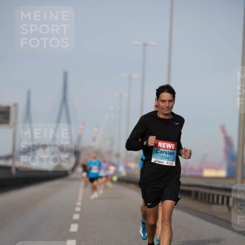 03.10.2026 - Köhlbrandbrückenlauf Michael Strokosch http://msf.ph/oto/10804126 03.10.2026 09:41:45 Position 3 2194 meine-sportfotos.de