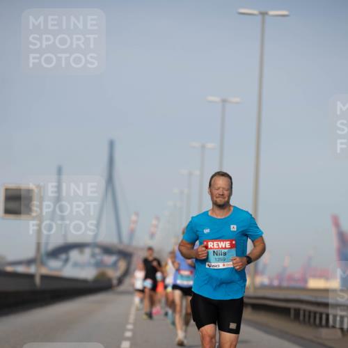 03.10.2026 - Köhlbrandbrückenlauf Michael Strokosch http://msf.ph/oto/10804132 03.10.2026 09:41:54 Position 3 1259 meine-sportfotos.de