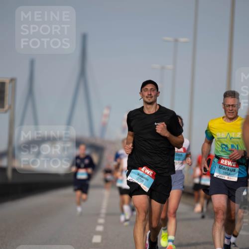 03.10.2026 - Köhlbrandbrückenlauf Michael Strokosch http://msf.ph/oto/10804147 03.10.2026 09:42:02 Position 3 3708, 1219, 1803 meine-sportfotos.de