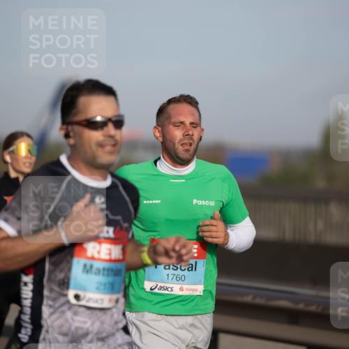 03.10.2026 - Köhlbrandbrückenlauf Michael Strokosch http://msf.ph/oto/10804159 03.10.2026 09:42:39 Position 3 217, 1760 meine-sportfotos.de