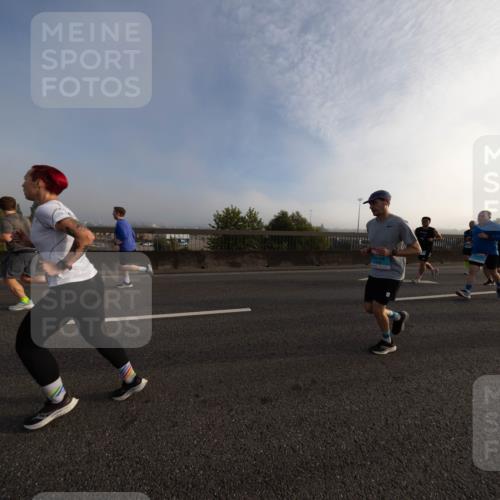 03.10.2026 - Köhlbrandbrückenlauf Michael Strokosch http://msf.ph/oto/10805881 03.10.2026 09:17:47 Position 3  meine-sportfotos.de
