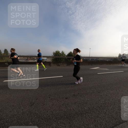 03.10.2026 - Köhlbrandbrückenlauf Michael Strokosch http://msf.ph/oto/10805889 03.10.2026 09:17:50 Position 3  meine-sportfotos.de