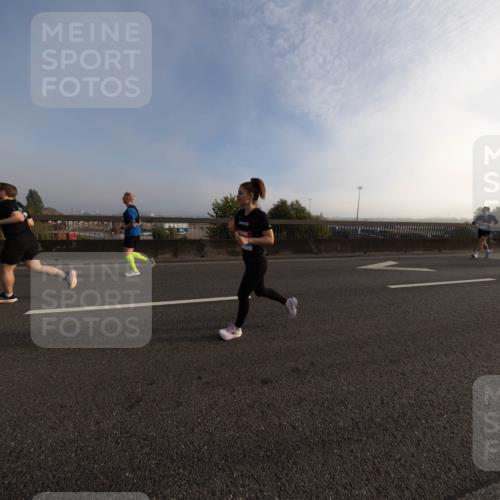 03.10.2026 - Köhlbrandbrückenlauf Michael Strokosch http://msf.ph/oto/10805892 03.10.2026 09:17:50 Position 3  meine-sportfotos.de