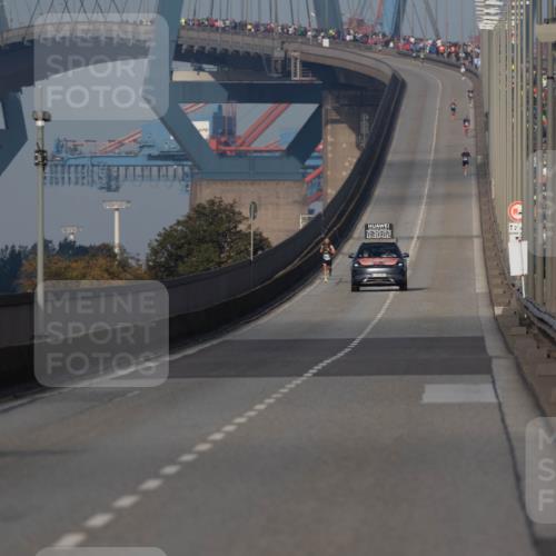 03.10.2026 - Köhlbrandbrückenlauf Michael Strokosch http://msf.ph/oto/10805905 03.10.2026 09:30:54 Position 3  meine-sportfotos.de