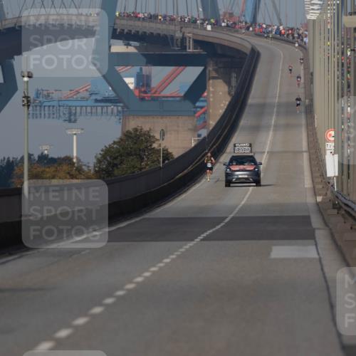 03.10.2026 - Köhlbrandbrückenlauf Michael Strokosch http://msf.ph/oto/10805906 03.10.2026 09:30:55 Position 3  meine-sportfotos.de