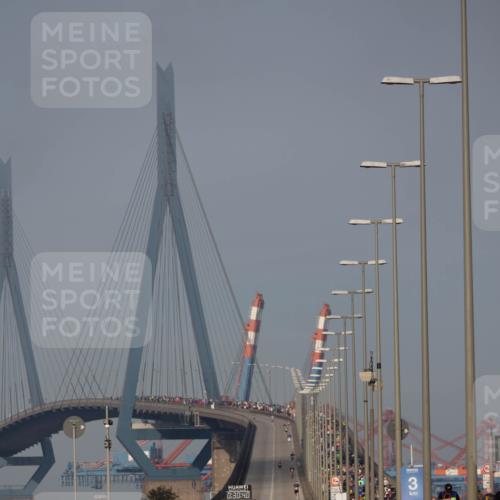 03.10.2026 - Köhlbrandbrückenlauf Michael Strokosch http://msf.ph/oto/10805951 03.10.2026 09:31:33 Position 3 3 meine-sportfotos.de