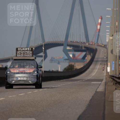 03.10.2026 - Köhlbrandbrückenlauf Michael Strokosch http://msf.ph/oto/10805996 03.10.2026 09:31:58 Position 3 2, 0, 88, 8, 5, 39 meine-sportfotos.de