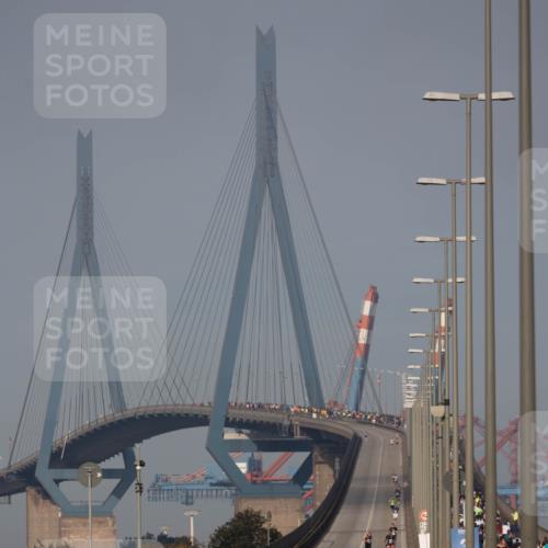 03.10.2026 - Köhlbrandbrückenlauf Michael Strokosch http://msf.ph/oto/10806071 03.10.2026 09:32:45 Position 3  meine-sportfotos.de
