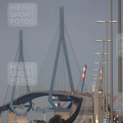 03.10.2026 - Köhlbrandbrückenlauf Michael Strokosch http://msf.ph/oto/10806083 03.10.2026 09:32:48 Position 3  meine-sportfotos.de