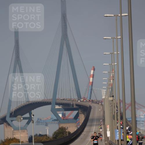 03.10.2026 - Köhlbrandbrückenlauf Michael Strokosch http://msf.ph/oto/10806106 03.10.2026 09:33:01 Position 3  meine-sportfotos.de