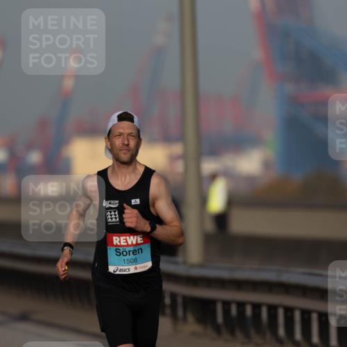 03.10.2026 - Köhlbrandbrückenlauf Michael Strokosch http://msf.ph/oto/10806272 03.10.2026 09:34:01 Position 3 1508 meine-sportfotos.de