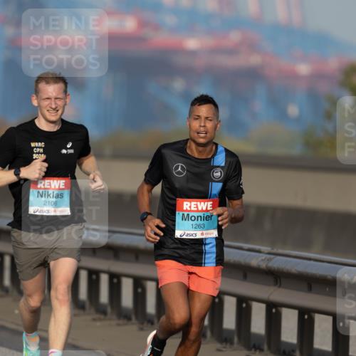 03.10.2026 - Köhlbrandbrückenlauf Michael Strokosch http://msf.ph/oto/10806291 03.10.2026 09:34:11 Position 3 2026, 2106, 1263 meine-sportfotos.de