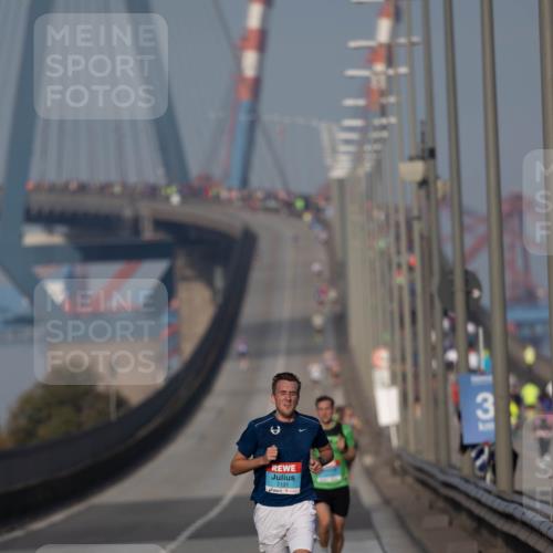 03.10.2026 - Köhlbrandbrückenlauf Michael Strokosch http://msf.ph/oto/10806296 03.10.2026 09:34:33 Position 3 2131, 39 meine-sportfotos.de