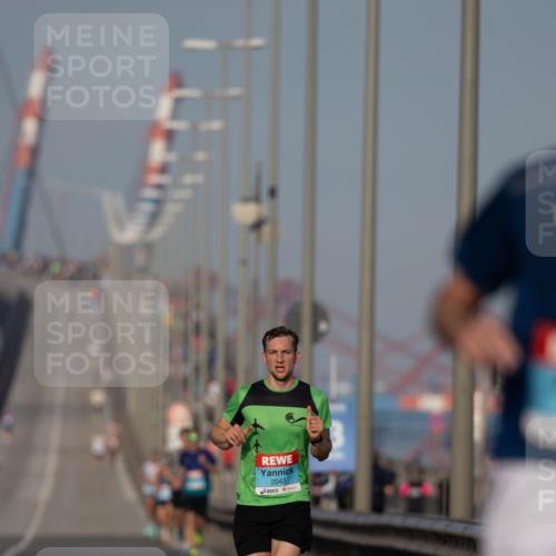 03.10.2026 - Köhlbrandbrückenlauf Michael Strokosch http://msf.ph/oto/10806320 03.10.2026 09:34:44 Position 3 30, 2043 meine-sportfotos.de