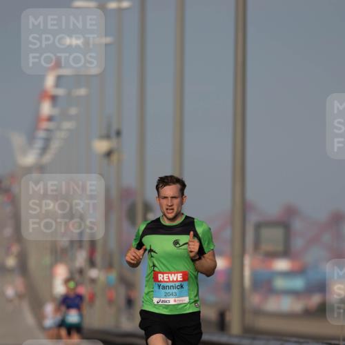 03.10.2026 - Köhlbrandbrückenlauf Michael Strokosch http://msf.ph/oto/10806334 03.10.2026 09:34:47 Position 3 2043 meine-sportfotos.de