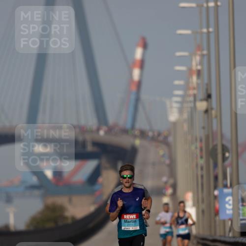 03.10.2026 - Köhlbrandbrückenlauf Michael Strokosch http://msf.ph/oto/10806382 03.10.2026 09:35:04 Position 3 2111, 3 meine-sportfotos.de