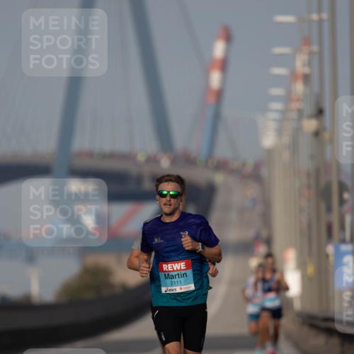 03.10.2026 - Köhlbrandbrückenlauf Michael Strokosch http://msf.ph/oto/10806427 03.10.2026 09:35:07 Position 3 2111 meine-sportfotos.de