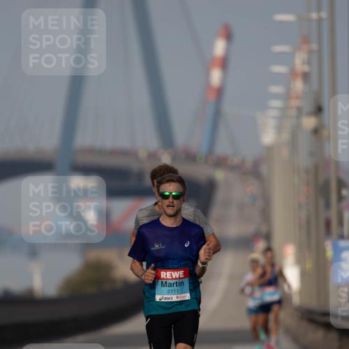 03.10.2026 - Köhlbrandbrückenlauf Michael Strokosch http://msf.ph/oto/10806434 03.10.2026 09:35:08 Position 3 2111 meine-sportfotos.de