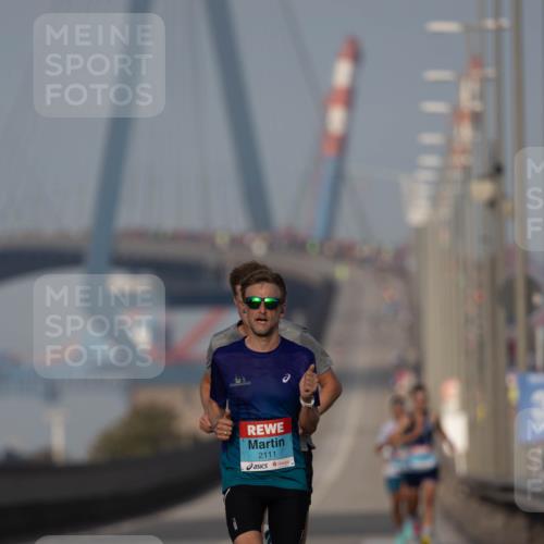 03.10.2026 - Köhlbrandbrückenlauf Michael Strokosch http://msf.ph/oto/10806435 03.10.2026 09:35:08 Position 3 2111 meine-sportfotos.de