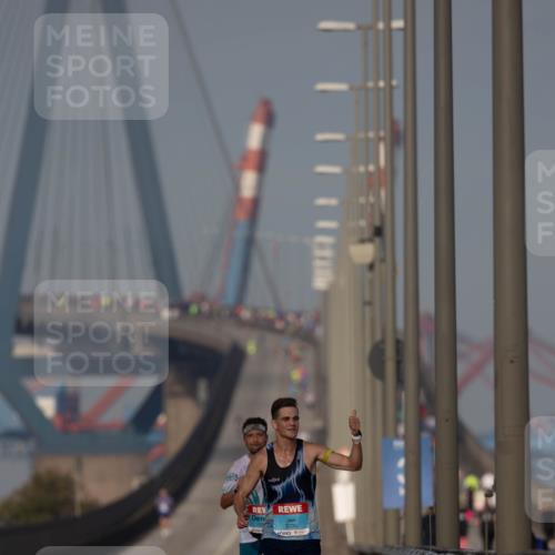03.10.2026 - Köhlbrandbrückenlauf Michael Strokosch http://msf.ph/oto/10806463 03.10.2026 09:35:19 Position 3 3735 meine-sportfotos.de