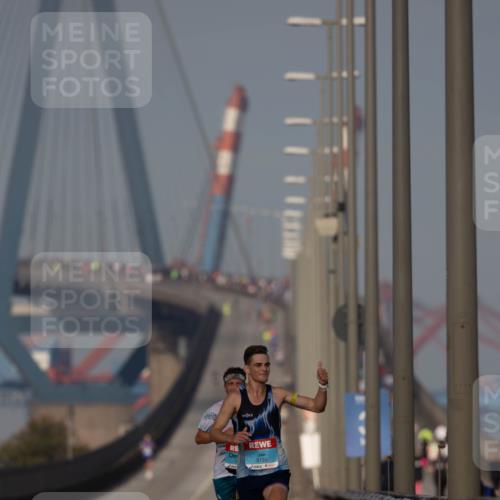 03.10.2026 - Köhlbrandbrückenlauf Michael Strokosch http://msf.ph/oto/10806465 03.10.2026 09:35:19 Position 3 3735 meine-sportfotos.de