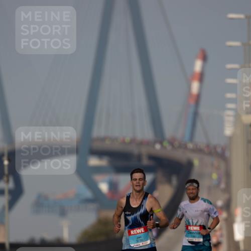 03.10.2026 - Köhlbrandbrückenlauf Michael Strokosch http://msf.ph/oto/10806471 03.10.2026 09:35:22 Position 3 3735, 1063 meine-sportfotos.de
