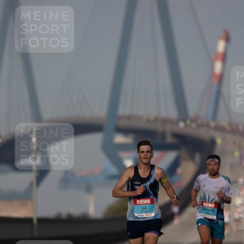 03.10.2026 - Köhlbrandbrückenlauf Michael Strokosch http://msf.ph/oto/10806476 03.10.2026 09:35:23 Position 3 3735, 1063, 1837 meine-sportfotos.de