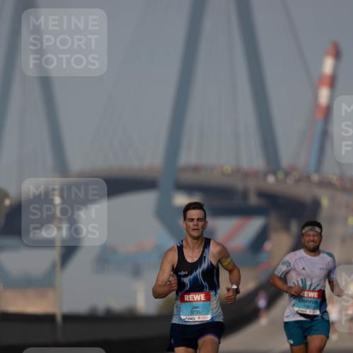 03.10.2026 - Köhlbrandbrückenlauf Michael Strokosch http://msf.ph/oto/10806485 03.10.2026 09:35:23 Position 3 3735, 1063 meine-sportfotos.de