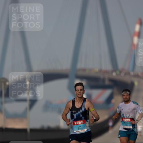 03.10.2026 - Köhlbrandbrückenlauf Michael Strokosch http://msf.ph/oto/10806490 03.10.2026 09:35:23 Position 3 3735, 1063 meine-sportfotos.de