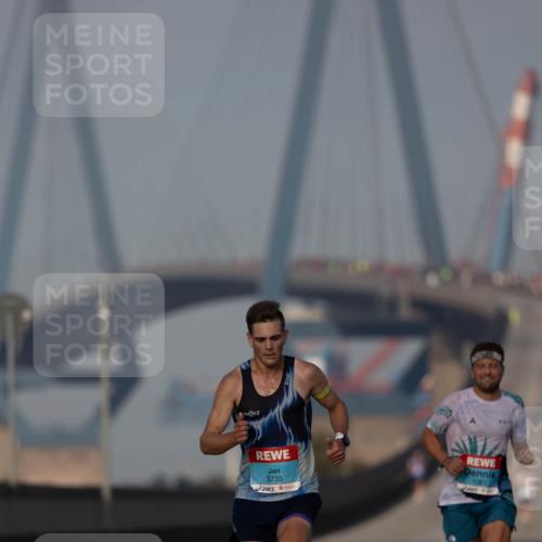 03.10.2026 - Köhlbrandbrückenlauf Michael Strokosch http://msf.ph/oto/10806498 03.10.2026 09:35:24 Position 3 3735, 1063, 9016 meine-sportfotos.de