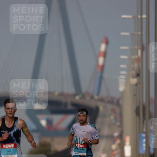 03.10.2026 - Köhlbrandbrückenlauf Michael Strokosch http://msf.ph/oto/10806501 03.10.2026 09:35:25 Position 3 3735, 1063 meine-sportfotos.de