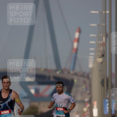 03.10.2026 - Köhlbrandbrückenlauf Michael Strokosch http://msf.ph/oto/10806503 03.10.2026 09:35:25 Position 3 3735, 1063 meine-sportfotos.de
