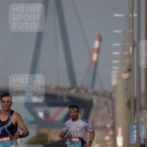03.10.2026 - Köhlbrandbrückenlauf Michael Strokosch http://msf.ph/oto/10806504 03.10.2026 09:35:25 Position 3 3735, 1063 meine-sportfotos.de