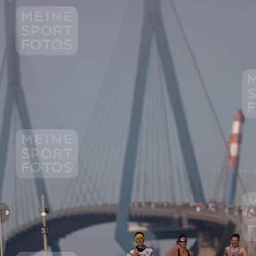 03.10.2026 - Köhlbrandbrückenlauf Michael Strokosch http://msf.ph/oto/10806571 03.10.2026 09:36:12 Position 3  meine-sportfotos.de