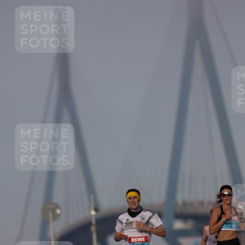 03.10.2026 - Köhlbrandbrückenlauf Michael Strokosch http://msf.ph/oto/10806591 03.10.2026 09:36:19 Position 3 1324, 1467 meine-sportfotos.de