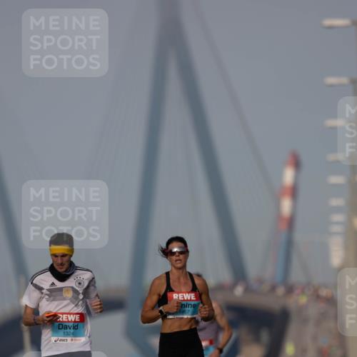 03.10.2026 - Köhlbrandbrückenlauf Michael Strokosch http://msf.ph/oto/10806598 03.10.2026 09:36:21 Position 3 1324, 1467 meine-sportfotos.de