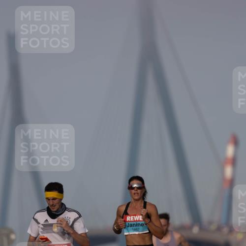 03.10.2026 - Köhlbrandbrückenlauf Michael Strokosch http://msf.ph/oto/10806601 03.10.2026 09:36:22 Position 3 1324, 1467 meine-sportfotos.de