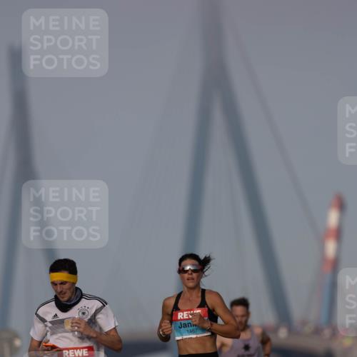 03.10.2026 - Köhlbrandbrückenlauf Michael Strokosch http://msf.ph/oto/10806604 03.10.2026 09:36:22 Position 3 1324, 1467 meine-sportfotos.de
