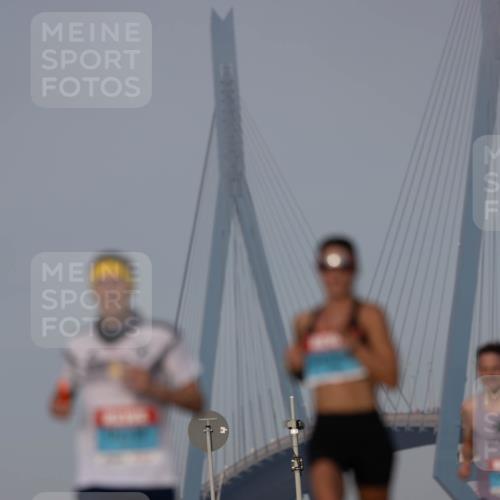 03.10.2026 - Köhlbrandbrückenlauf Michael Strokosch http://msf.ph/oto/10806618 03.10.2026 09:36:24 Position 3  meine-sportfotos.de