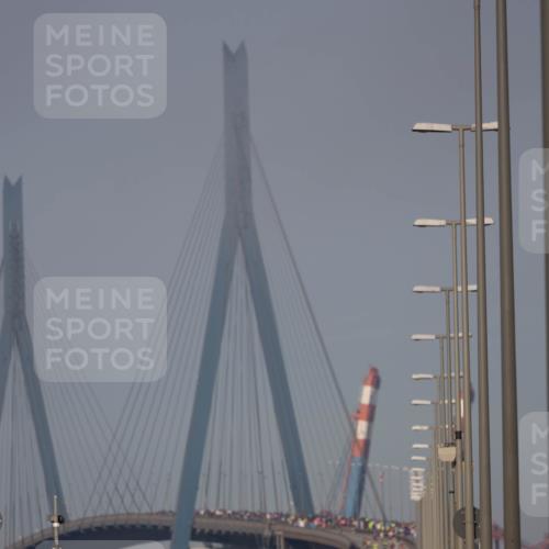 03.10.2026 - Köhlbrandbrückenlauf Michael Strokosch http://msf.ph/oto/10806631 03.10.2026 09:36:41 Position 3  meine-sportfotos.de