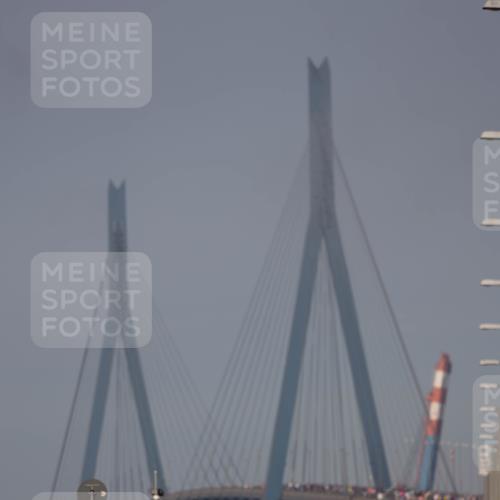 03.10.2026 - Köhlbrandbrückenlauf Michael Strokosch http://msf.ph/oto/10806651 03.10.2026 09:36:52 Position 3  meine-sportfotos.de