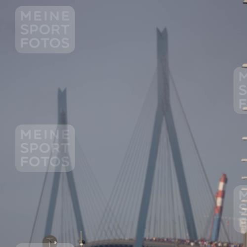 03.10.2026 - Köhlbrandbrückenlauf Michael Strokosch http://msf.ph/oto/10806656 03.10.2026 09:36:53 Position 3  meine-sportfotos.de