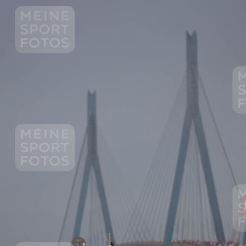 03.10.2026 - Köhlbrandbrückenlauf Michael Strokosch http://msf.ph/oto/10806662 03.10.2026 09:36:56 Position 3  meine-sportfotos.de