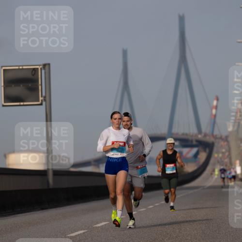 03.10.2026 - Köhlbrandbrückenlauf Michael Strokosch http://msf.ph/oto/10806768 03.10.2026 09:37:53 Position 3  meine-sportfotos.de
