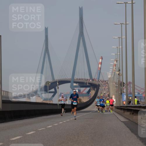 03.10.2026 - Köhlbrandbrückenlauf Michael Strokosch http://msf.ph/oto/10806794 03.10.2026 09:38:16 Position 3  meine-sportfotos.de