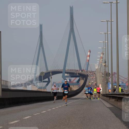 03.10.2026 - Köhlbrandbrückenlauf Michael Strokosch http://msf.ph/oto/10806795 03.10.2026 09:38:16 Position 3  meine-sportfotos.de